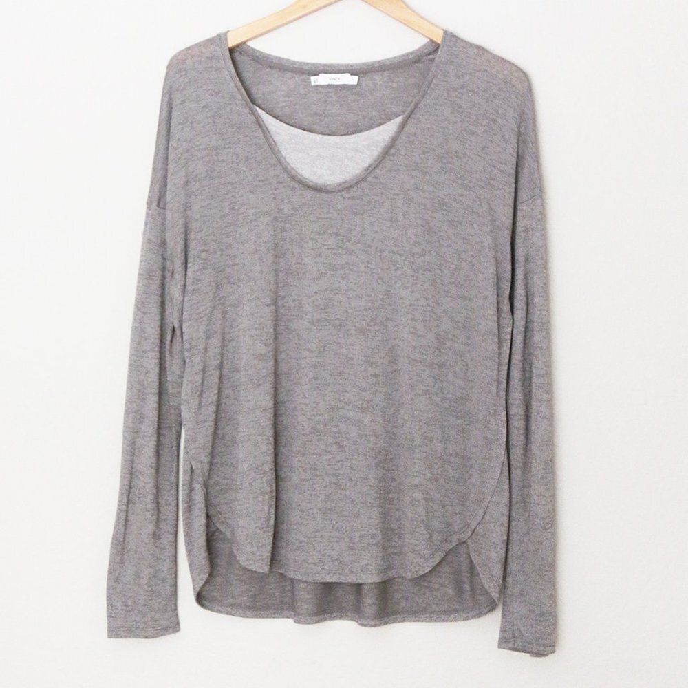 Vince Layered Two Tone Long Sleeve Tee Top M Round Neckline Curve Hem Sleek Slim - Picture 4 of 15